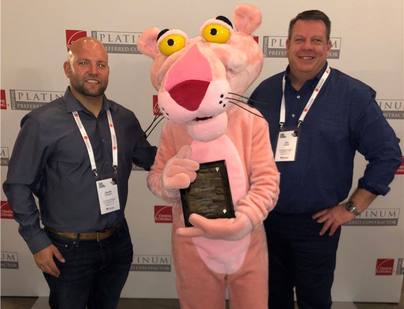 Universal Builders of America’s President Jacob Noland has recently received an award for the high percentage of Owens Corning accessory add-ons sold among its distributors.